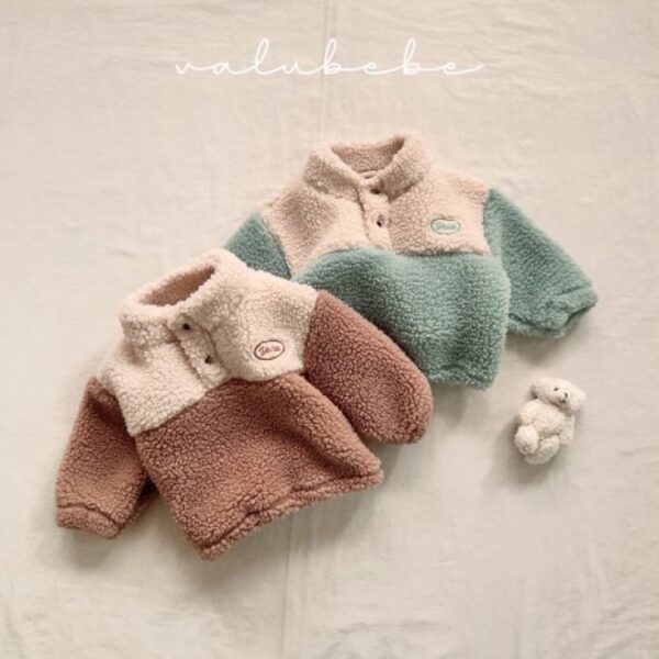 ImageDrain-20251007T060414.239Z 毛絨拼接外套