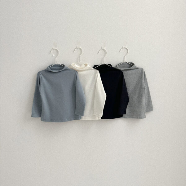 素面內搭高領上衣