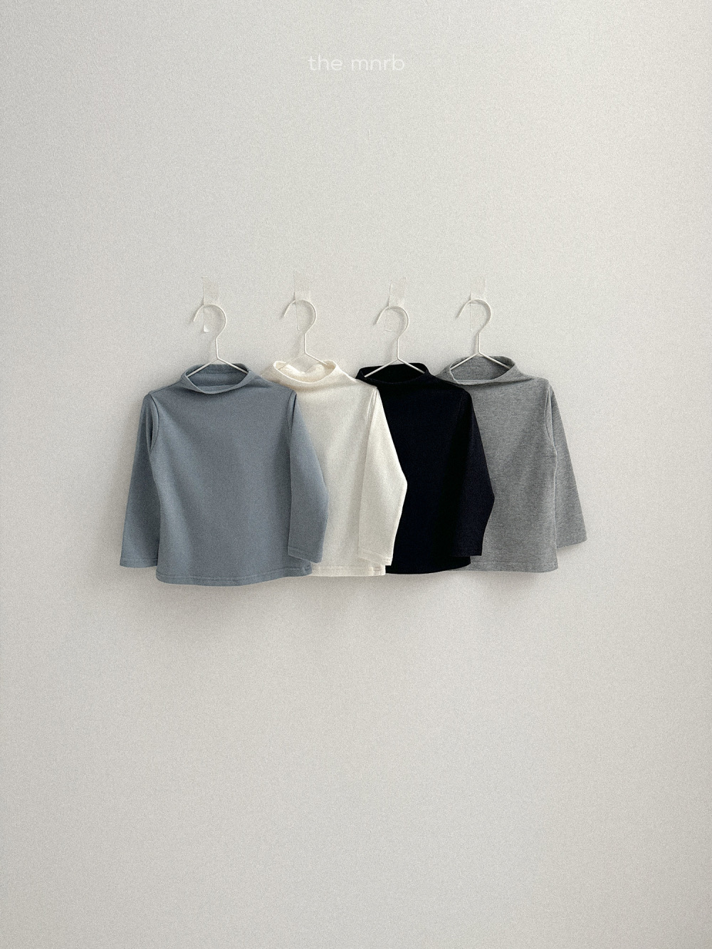 素面內搭高領上衣