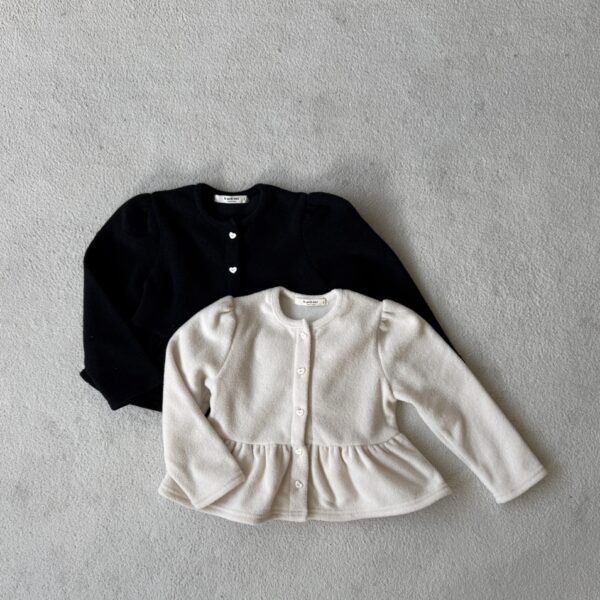 IMG_5858 愛心釦氣質小外套