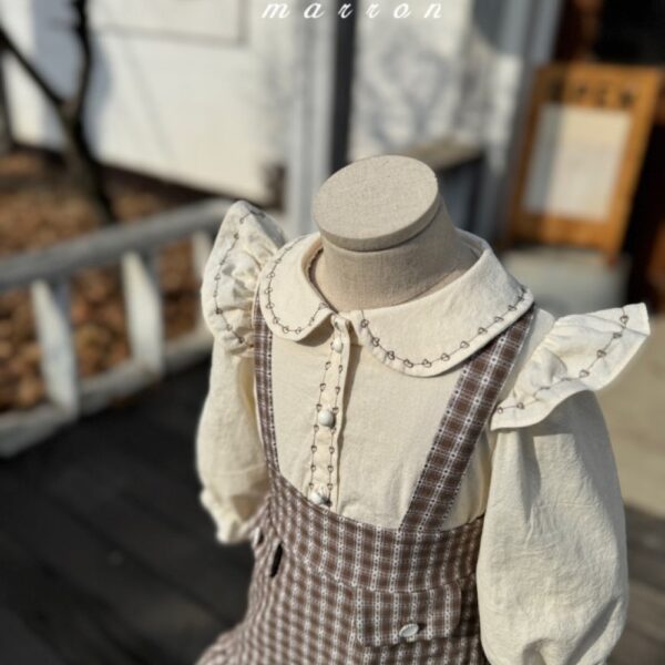 IMG_7356 氣質荷葉領上衣