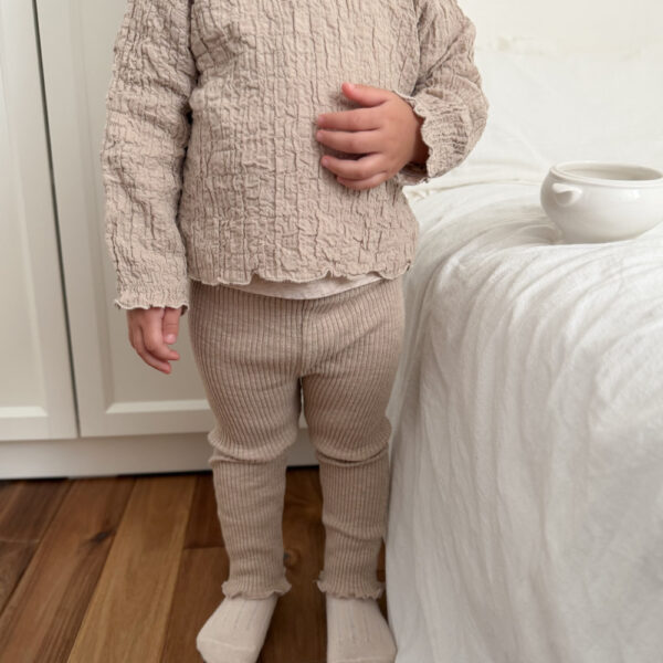 ImageDrain-20260107T023845.720Z 坑條貼腿褲