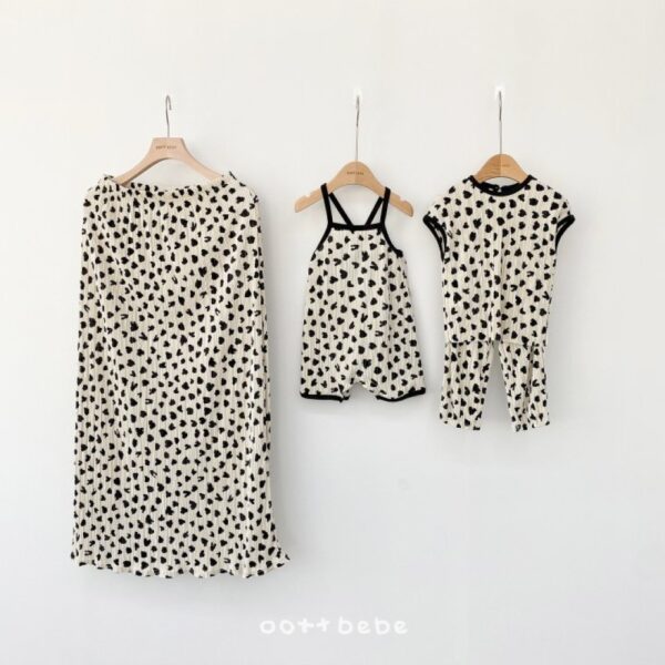 ImageDrain-20260316T151538.502Z 細摺垂吊柔軟親子裝